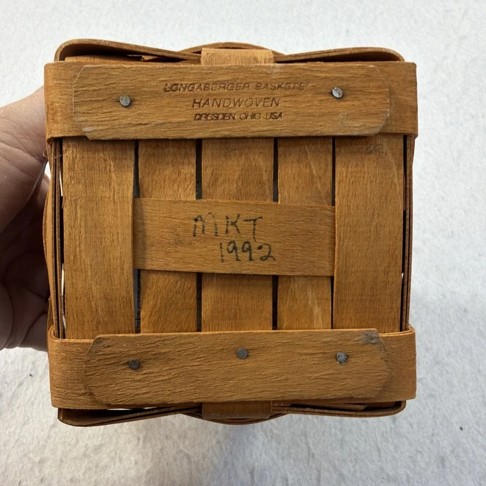 Longaberger 1993 Inaugural Basket with Liner and Protector